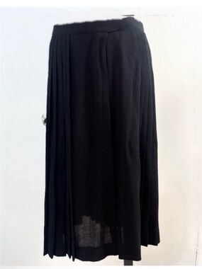Vintage Emmanuelle Khanh Elegant Black Pleated Wool Midi Skirt  Size 8